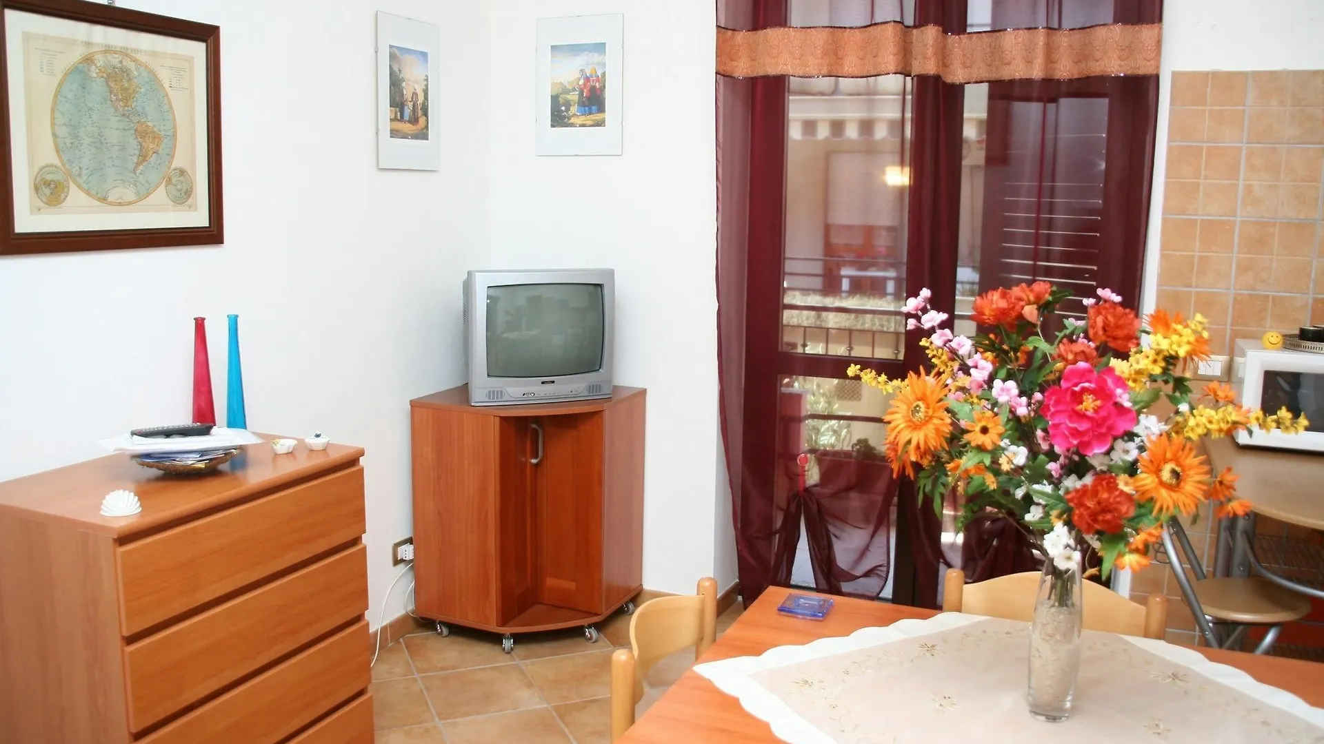 Casa Rosada Alghero 0*,